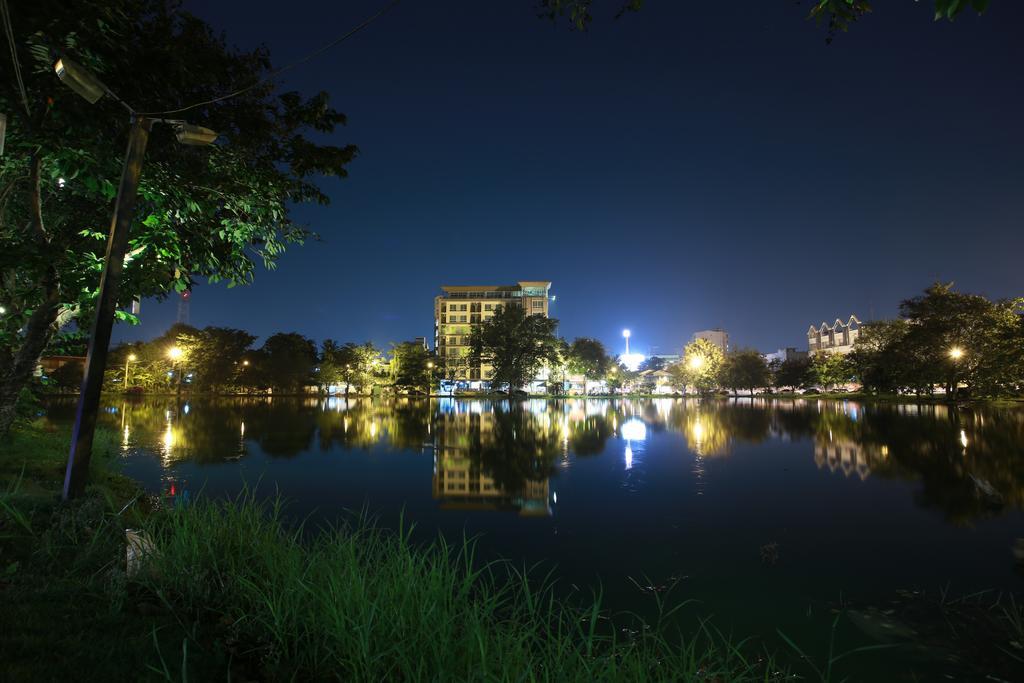 Kamonthara Hotel Nakhonpathom Szoba fotó