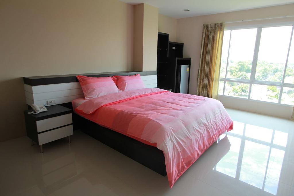 Kamonthara Hotel Nakhonpathom Szoba fotó